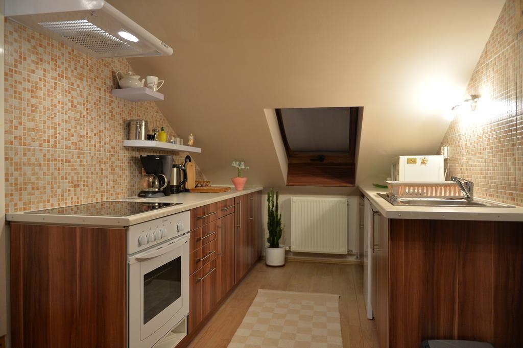 Sopron Eszter Apartman Exterior foto