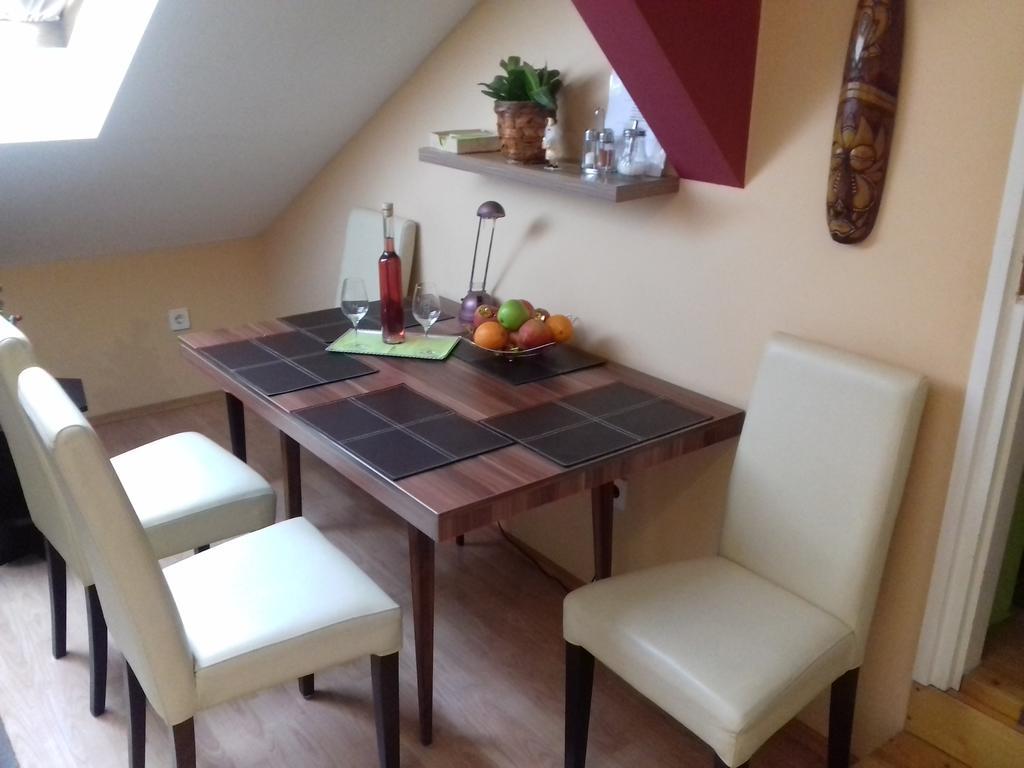 Sopron Eszter Apartman Exterior foto